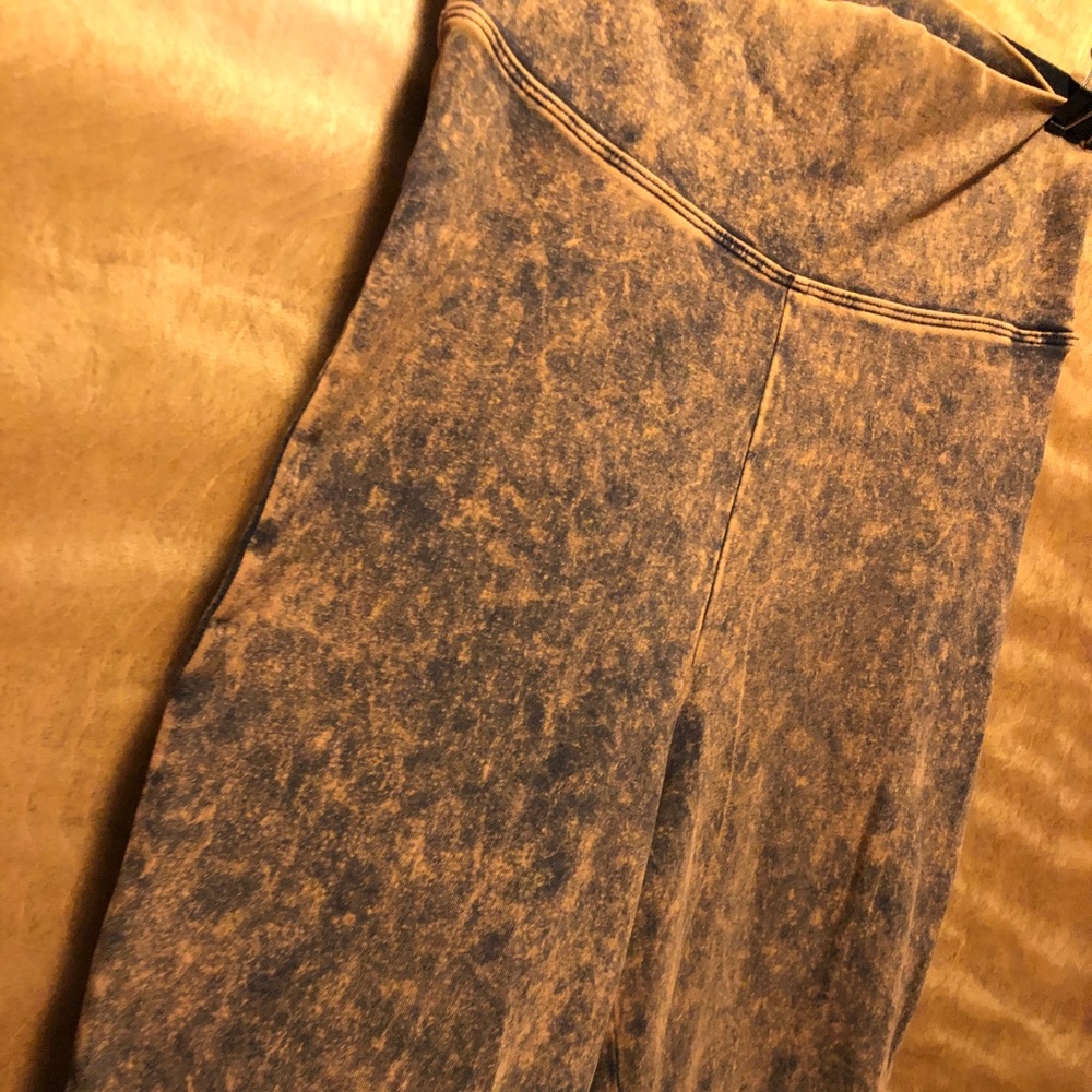 Acid Wash Leggings NWT